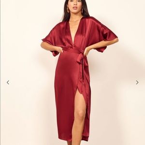 Reformation Hedi Dress Size 6 Red